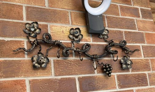 Kalviška pakaba Vynuogė