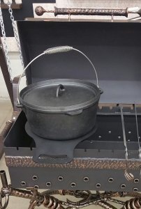 Kazano puodo - keptuvės laikiklis