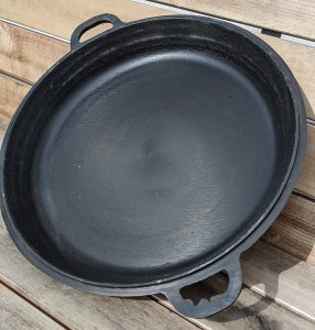 Ketaus keptuvė - dangtis