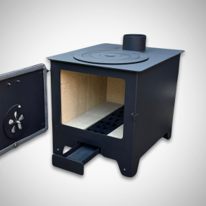 Stove 8 kW with firebrick and cast-iron rings