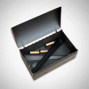 BIG Šašlykinė 4mm su dangčiu ir lentyna