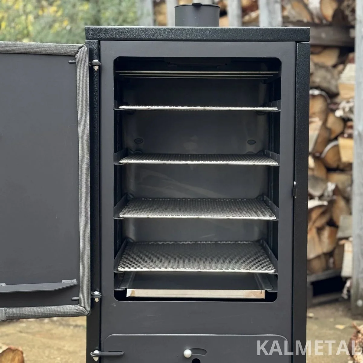 Insulated 135L Capacity Smoker - Image 7