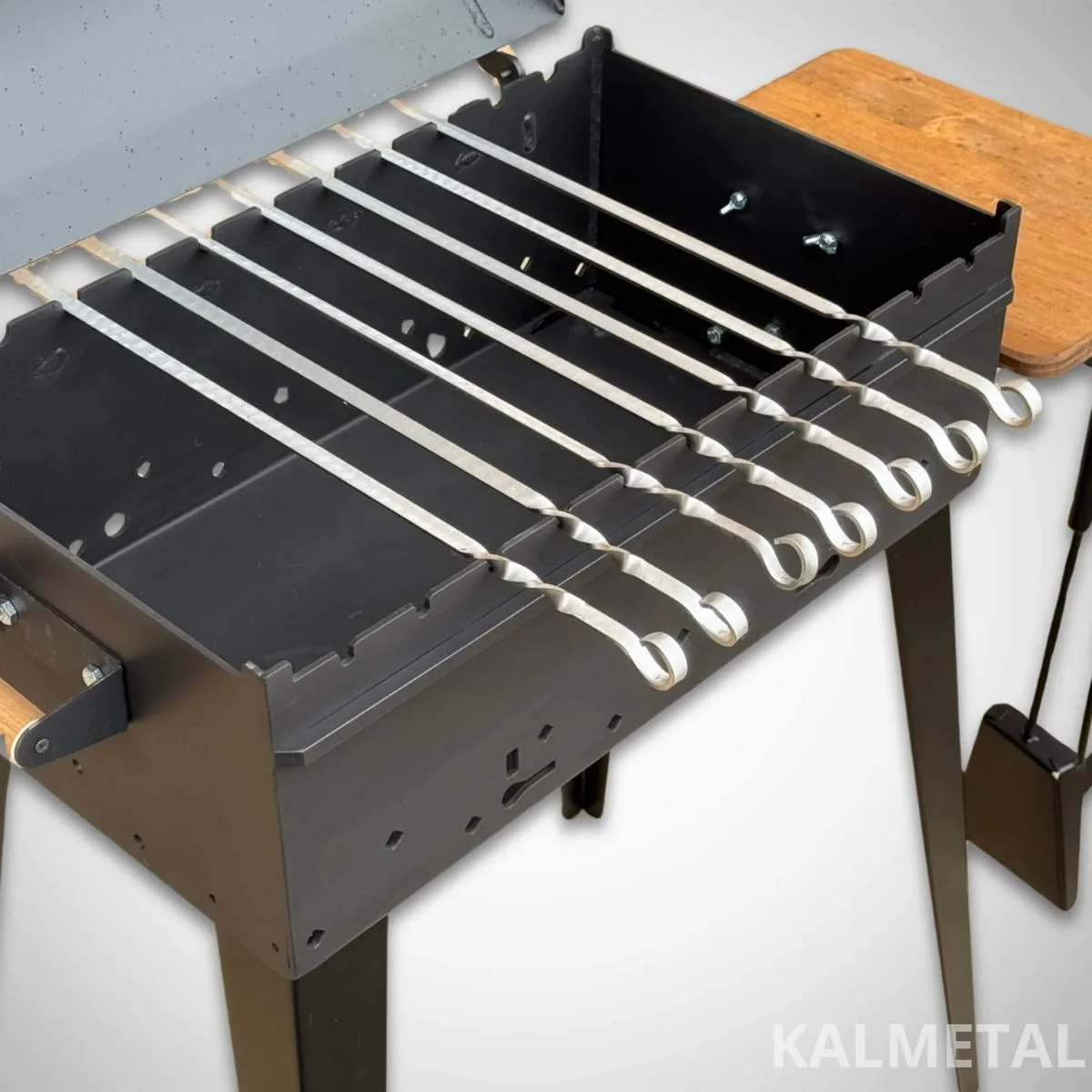 BIG Skewer Grill 4 mm with Lid and Shelf - Image 4