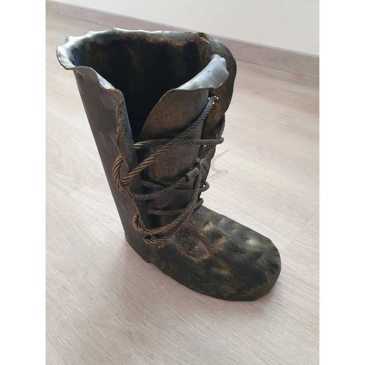 Blacksmith's Shoe - Image 3